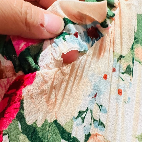 Ivory Floral Dress - Picture 10 of 13